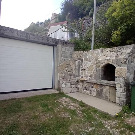 Konak Ugnji-Village Cetinje Exteriér fotografie